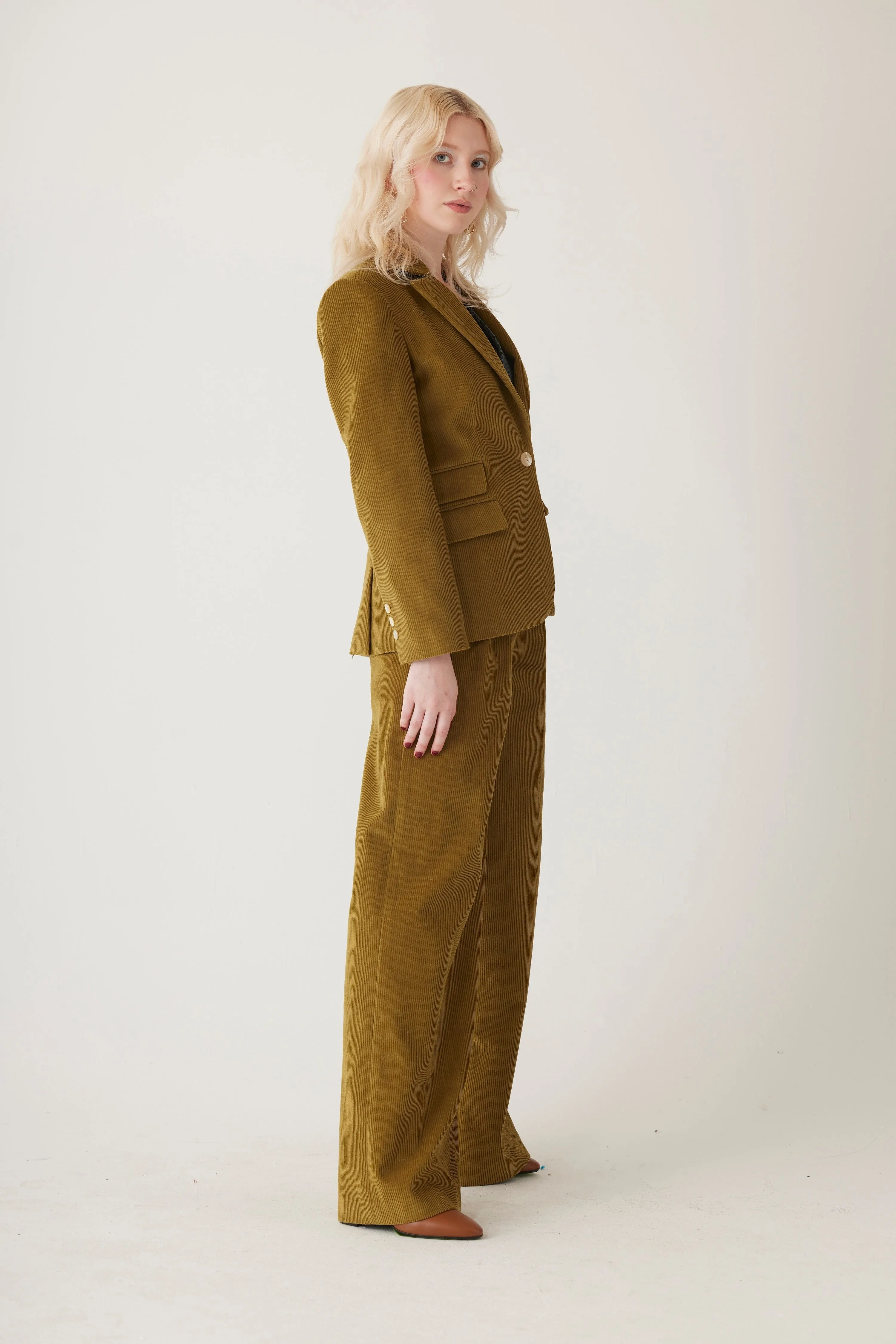 Tilda Blazer in Fine Wale Corduroy