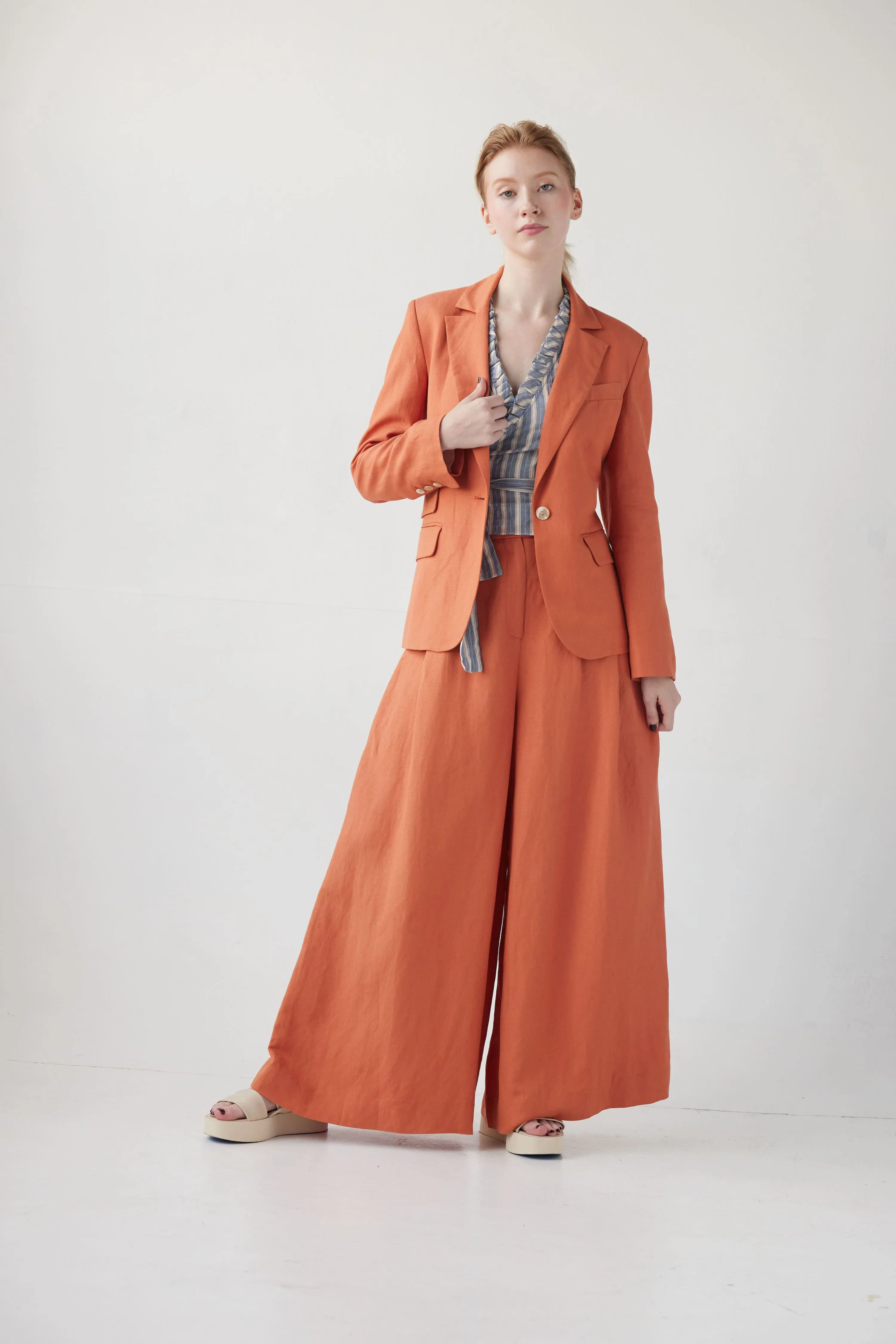 Tilda Jacket in Linen Blend