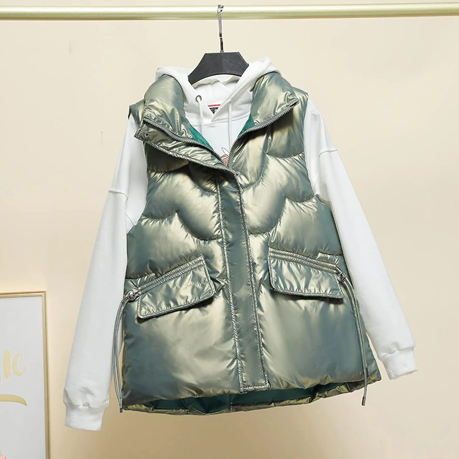 Women Shiny Puffer Vest Winter Warm Sleeveless Pluffy Down Jackets Zip Up Stand Collar Coat Gilet with Flap Pockets